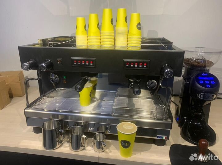 Аренда кофемашины. Высокая группа