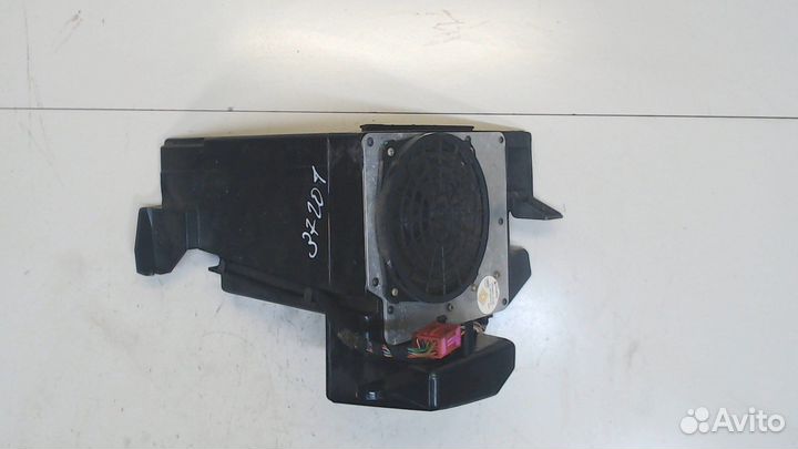 Сабвуфер Audi A3 (8L1), 1997