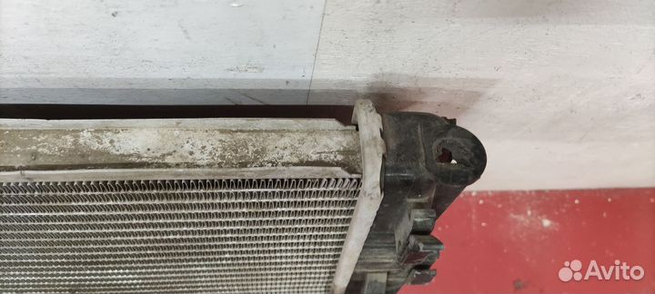 Радиатор охлаждения Ford Focus 2