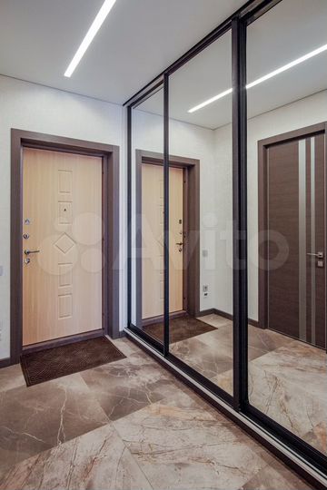 2-к. квартира, 64 м², 3/9 эт.