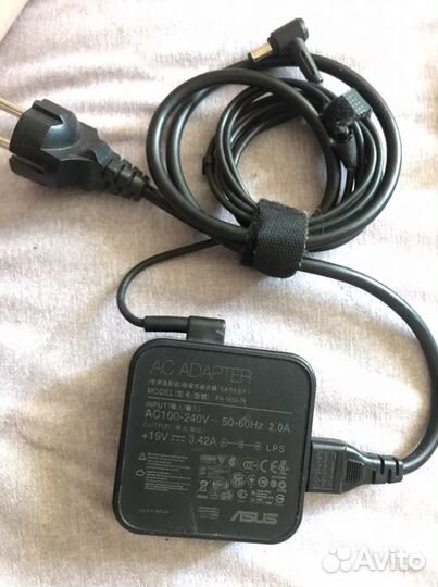 Адаптер для ноутбука