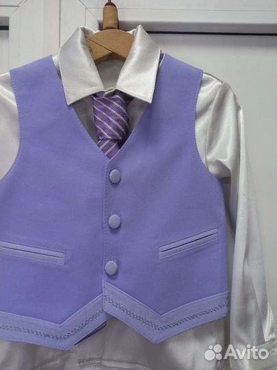 Жилет и рубашка нарядные