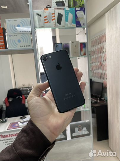 Айфон 7 32gb черный