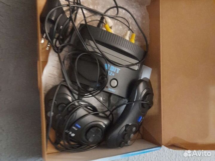 Портативная игровая приставка Дэнди