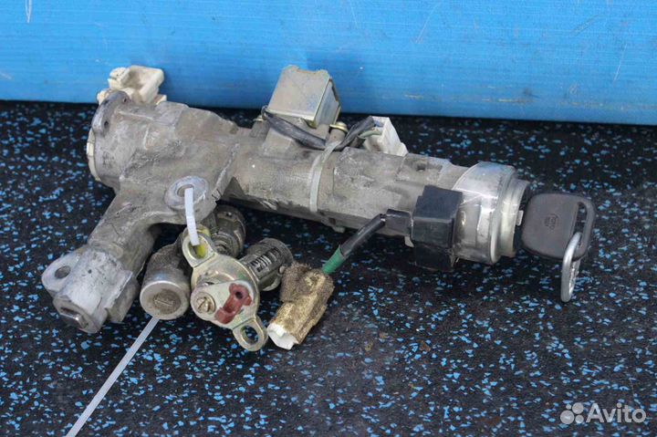 Замок зажигания Toyota Crown (Тойота Краун) S151 6