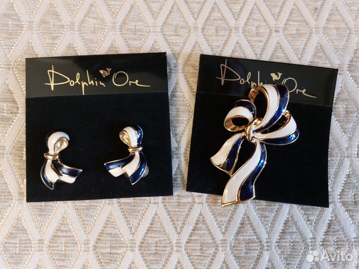 Винтажные комплекты и броши