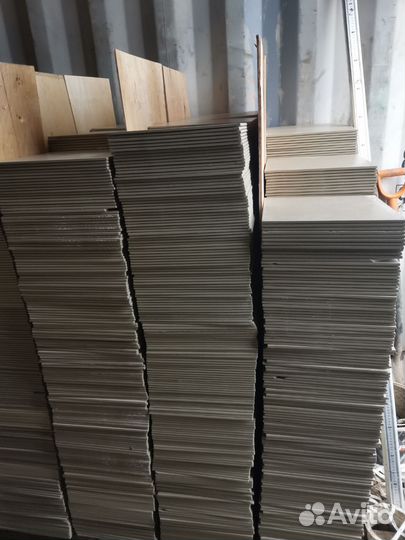 Плитка напольная керамогранит 300*300*10