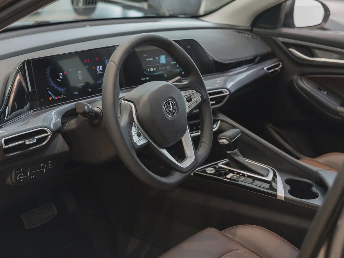 Changan Eado Plus: фото владельца