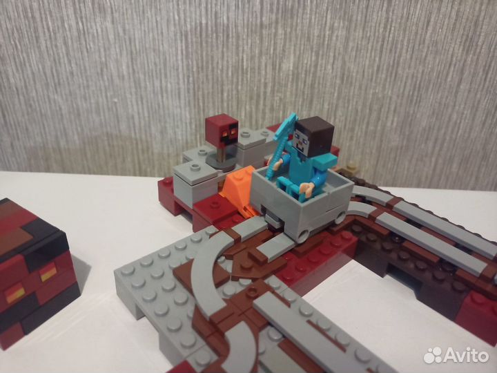 Lego Майнкрафт рельсы нижнего мира (ад)