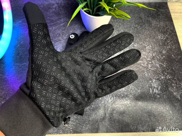 Перчатки the north face