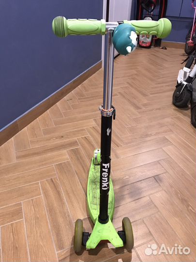 Самокат детский трехколесный бу