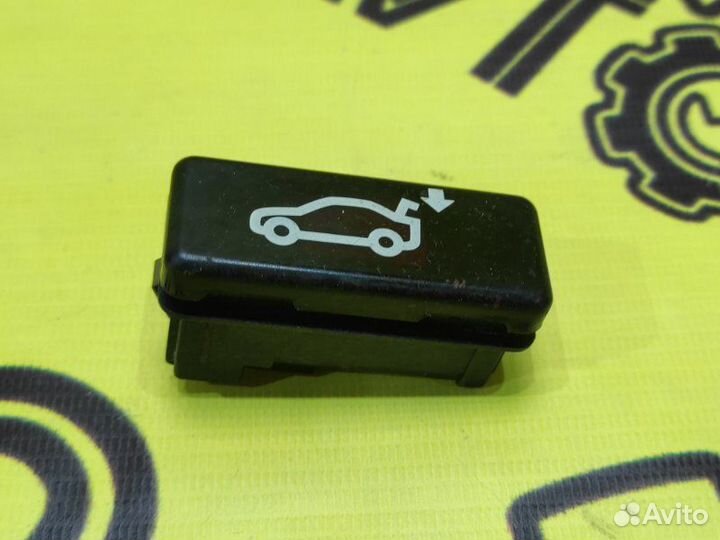 Кнопка открывания багажника Bmw X5 E70 M57D30