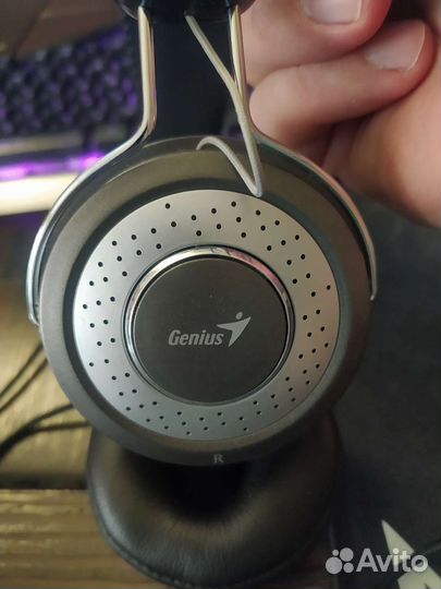 Наушники genius