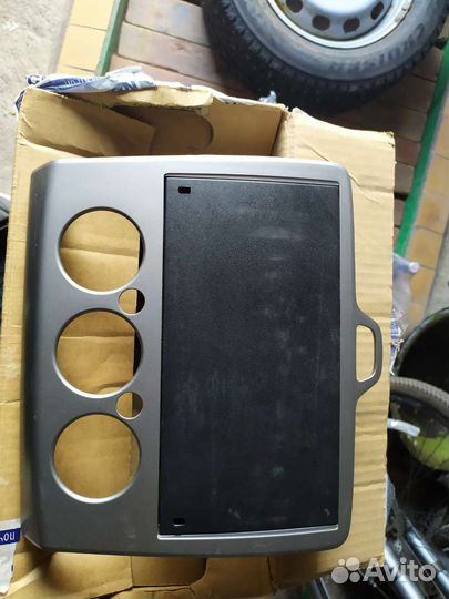 Заглушка и рамка магнитолы Фокус 2