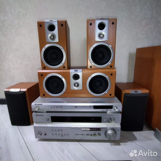 Домашний кинотеатр JBL 5.1 scs178SAT