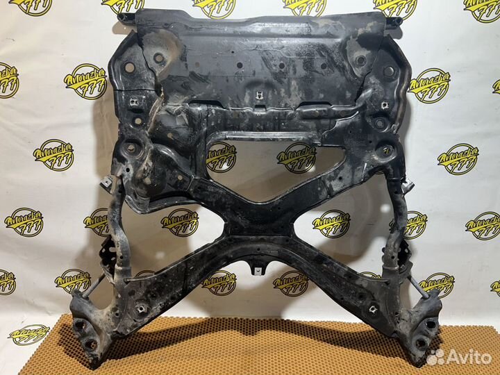 Подрамник передний Audi A4 B9 8W