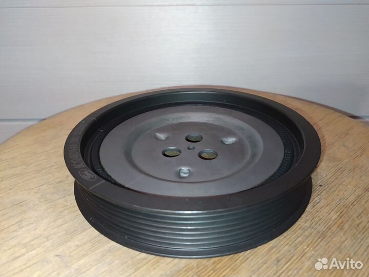 Шкив коленвала демпферный и без на Ford Transit