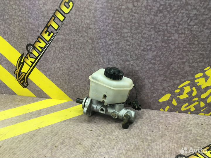 Цилиндр тормозной главный с бачком Спектра М/Т абс