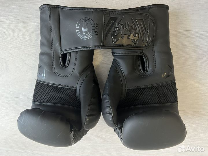 Боксерские перчатки 12 oz