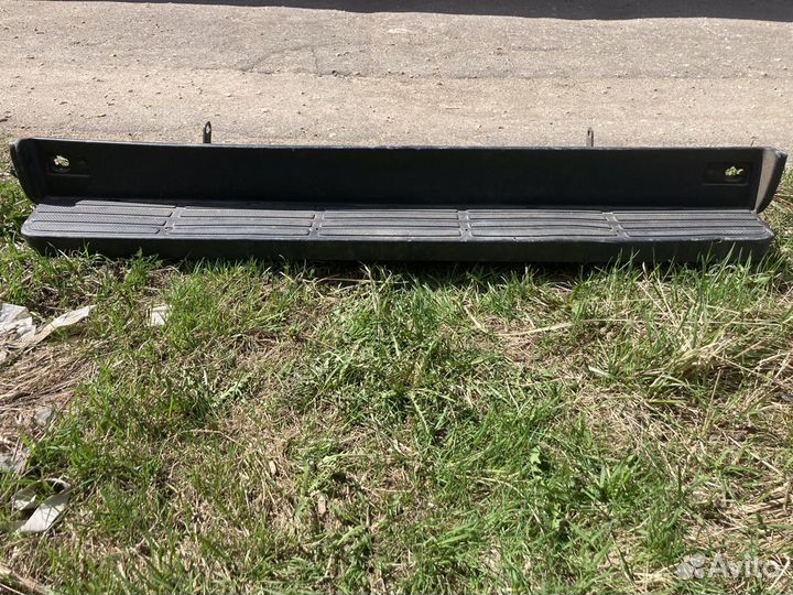 Задняя подножка Volkswagen LT 35