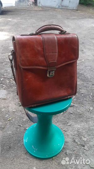 Кожаный портфель strada