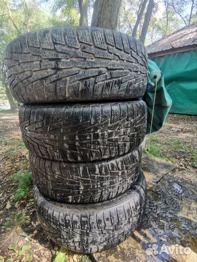 Nokian Tyres Hakkapeliitta R 235/55 R19 204G