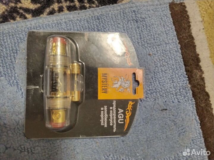 Предохранитель автомобильный