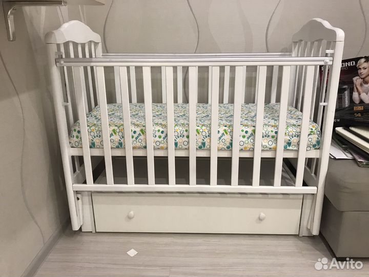 Кроватка детская