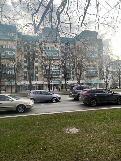 В аренду помещение своб. назначения, 210 м²