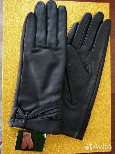 Перчатки