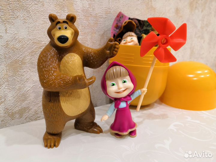 Киндер сюрприз Мега макси Маша и Медведь