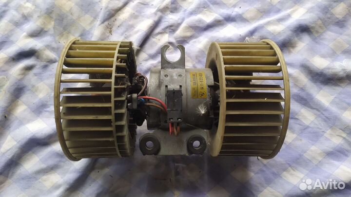 Моторчик печки bmw e39