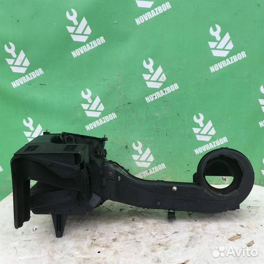 Корпус отопителя Фольксваген Гольф 2 Джетта 2