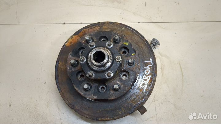 Ступица (кулак, цапфа) Nissan Terrano 2, 2004