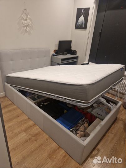 Кровать с матрасом 120х200 бу