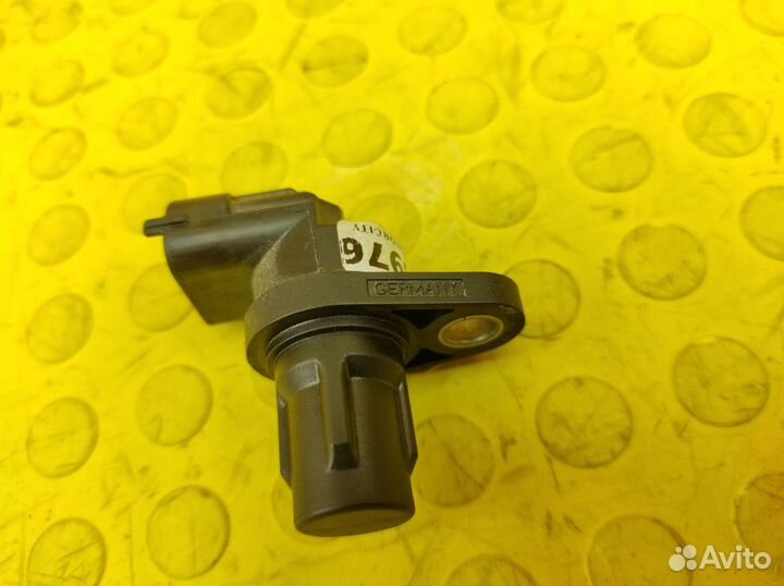 Датчик положения распредвала Mercedes-Benz W212