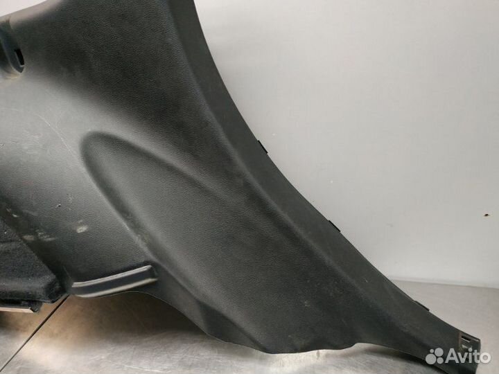 Обшивка багажника левая Jeep Grand Cherokee WK2