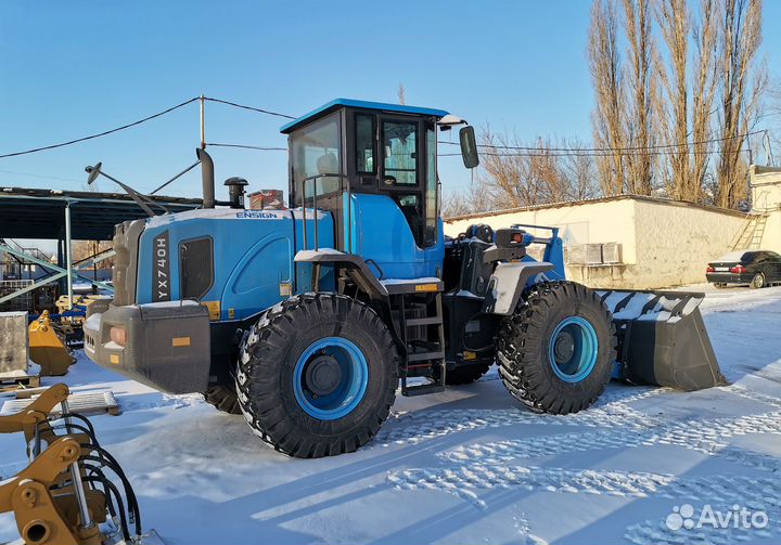 Фронтальный погрузчик Ensign YX740H, 2023