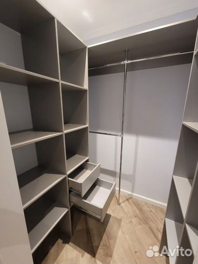 Гардеробная система по индивидуальному проекту