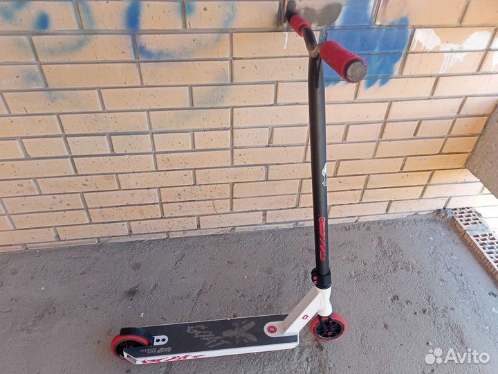 Трюковой самокат