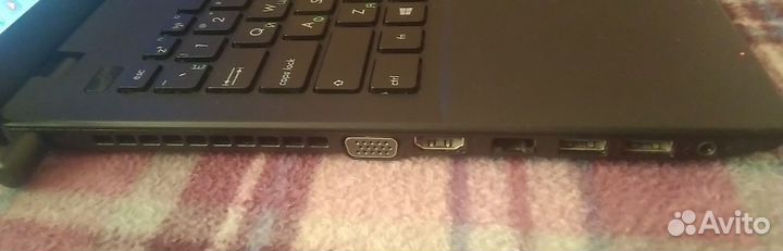 Ноутбук Asus X552E