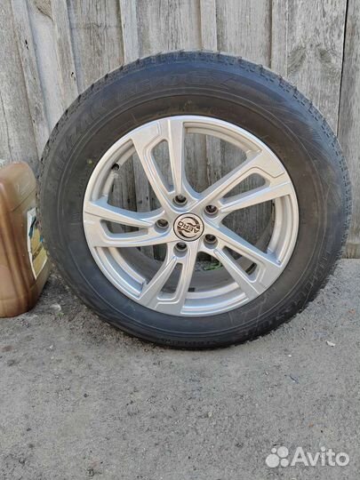 R16 Bridgestone Blizzak Revo GZ 215/60, PCD 5x114.3 DIA 60.1