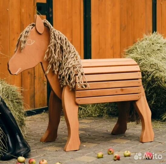 Игровая лошадка Luna