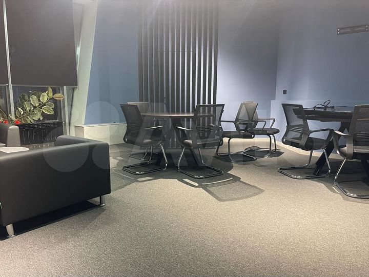 Офис с арендатором, 600 м²