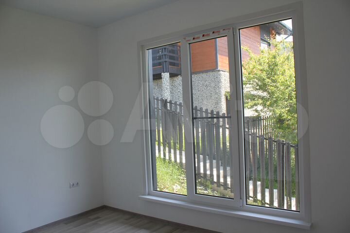 Коттедж 72 м² на участке 3,7 сот.