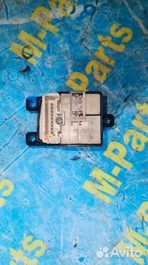 Блок управления зеркалами Mazda Atenza GG3S GG3P