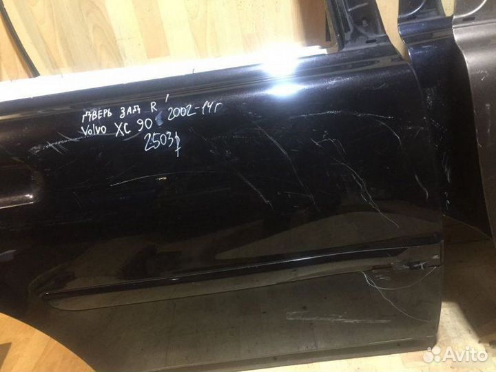 Дверь Volvo