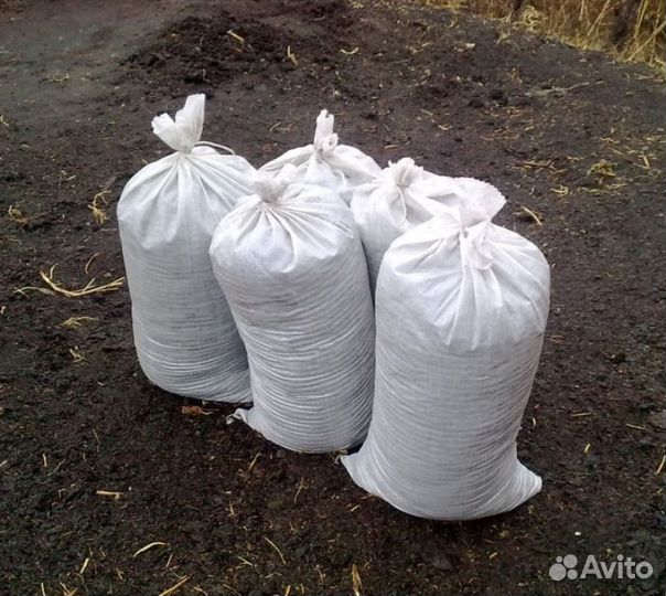 Куриный помет в мешках