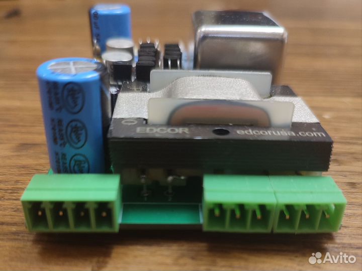 Микрофонный преамп API 312 с блоком питания