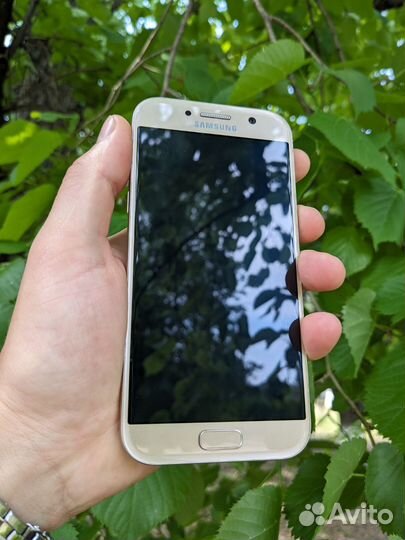 Samsung Galaxy A5 (2017) SM-A520F/DS, 3/32 ГБ